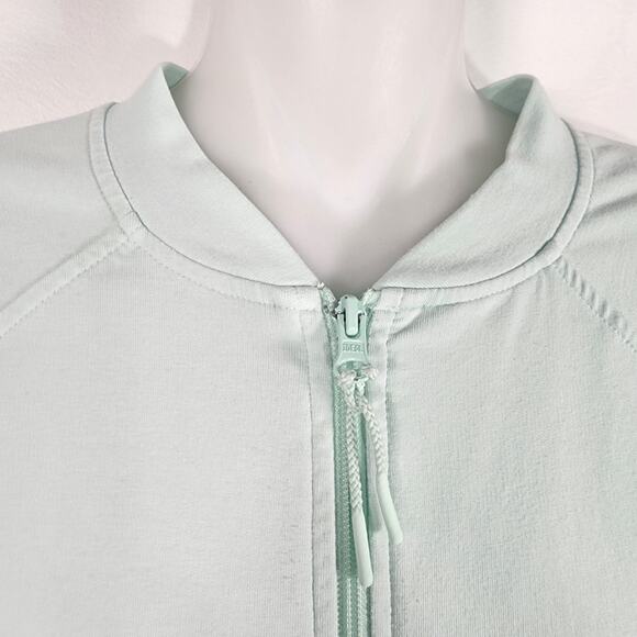 T by Talbots Womens Full Zip Athletic Jacket Medium Mint Green Stretch Pockets - Picture 3 of 9